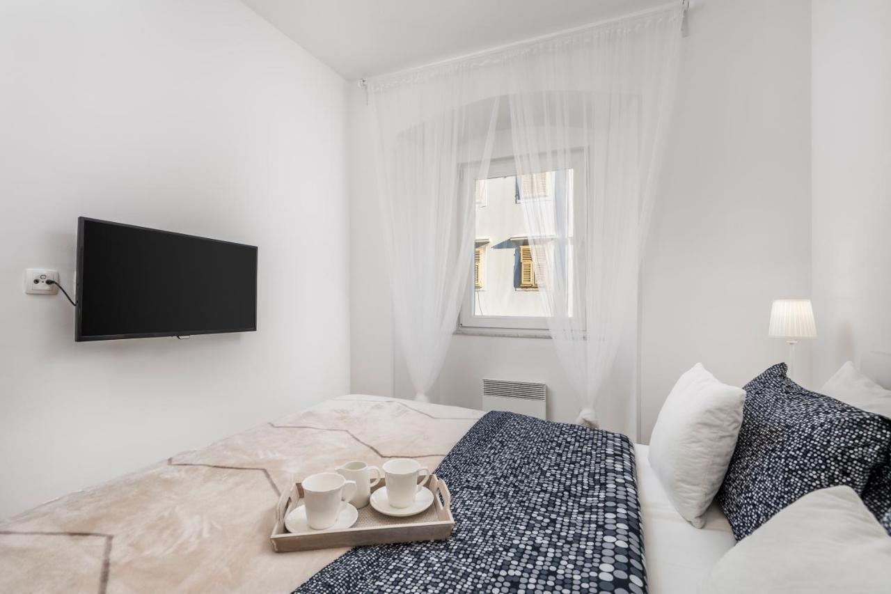 Apartment Opa Gold Rijeka Luaran gambar